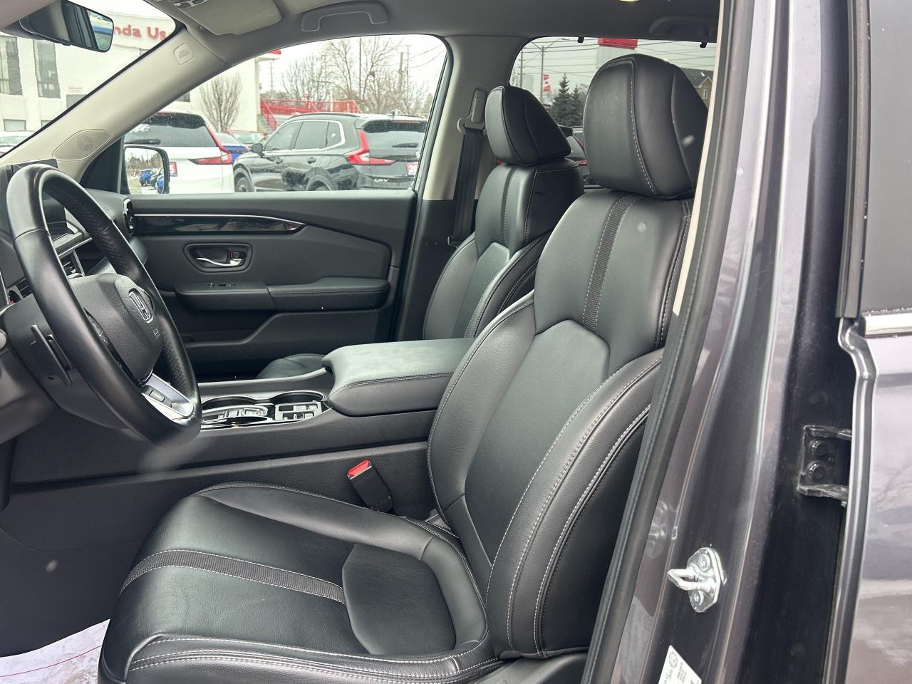 2023 Honda Pilot EX-L  Leather  Blind Spot CarPlay Rear Camera Photo