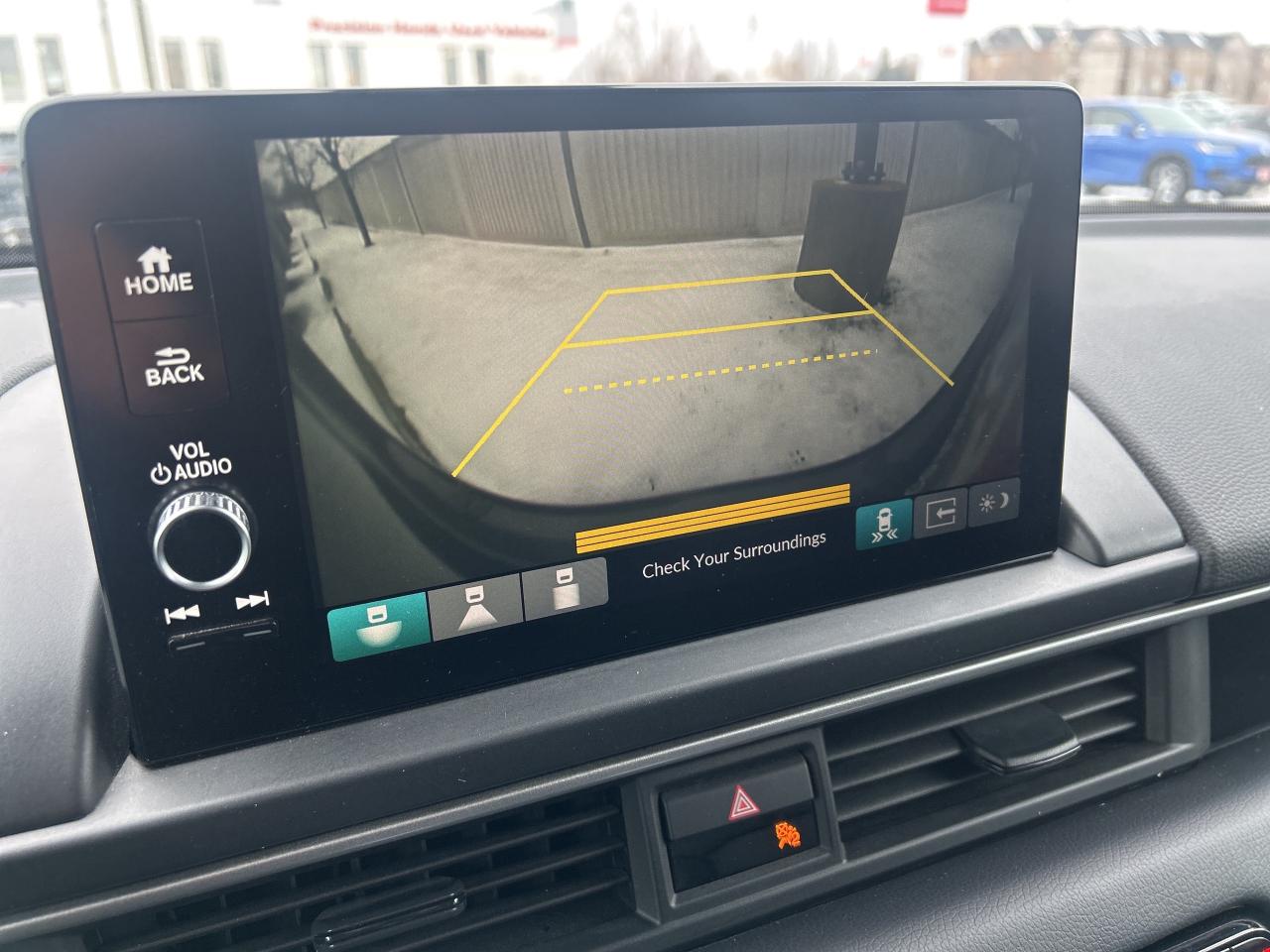 2023 Honda Pilot EX-L  Leather  Blind Spot CarPlay Rear Camera Photo