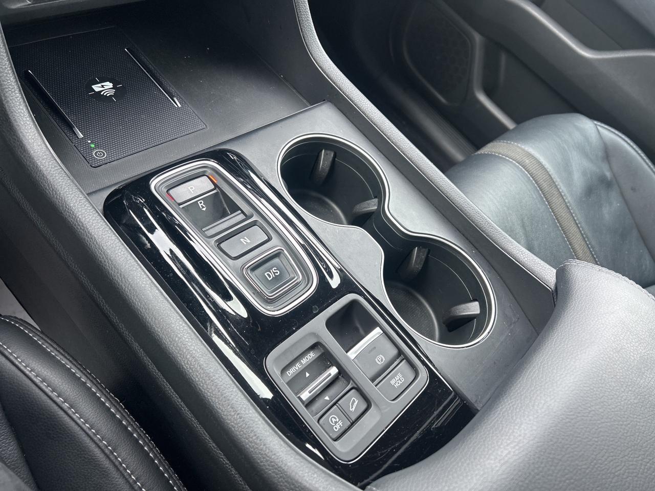 2023 Honda Pilot EX-L  Leather  Blind Spot CarPlay Rear Camera Photo