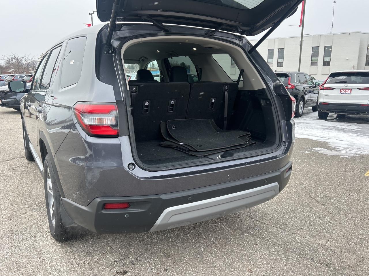 2023 Honda Pilot EX-L  Leather  Blind Spot CarPlay Rear Camera Photo