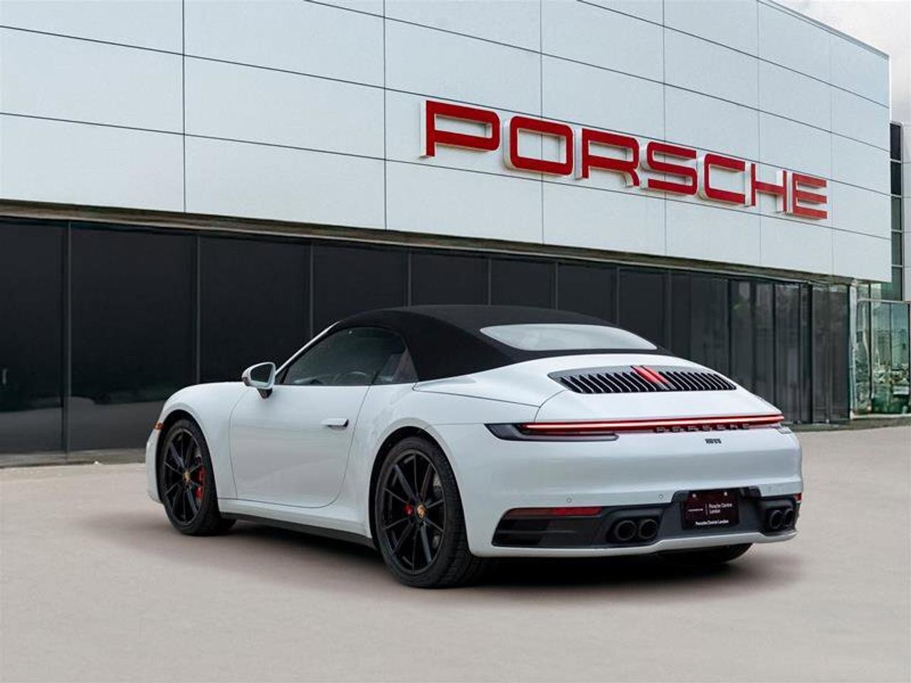 2020 Porsche 911 Carrera 4S White Photo3
