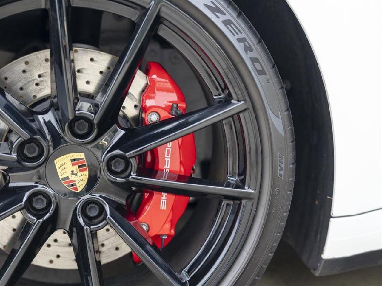 2020 Porsche 911 Carrera 4S White Photo