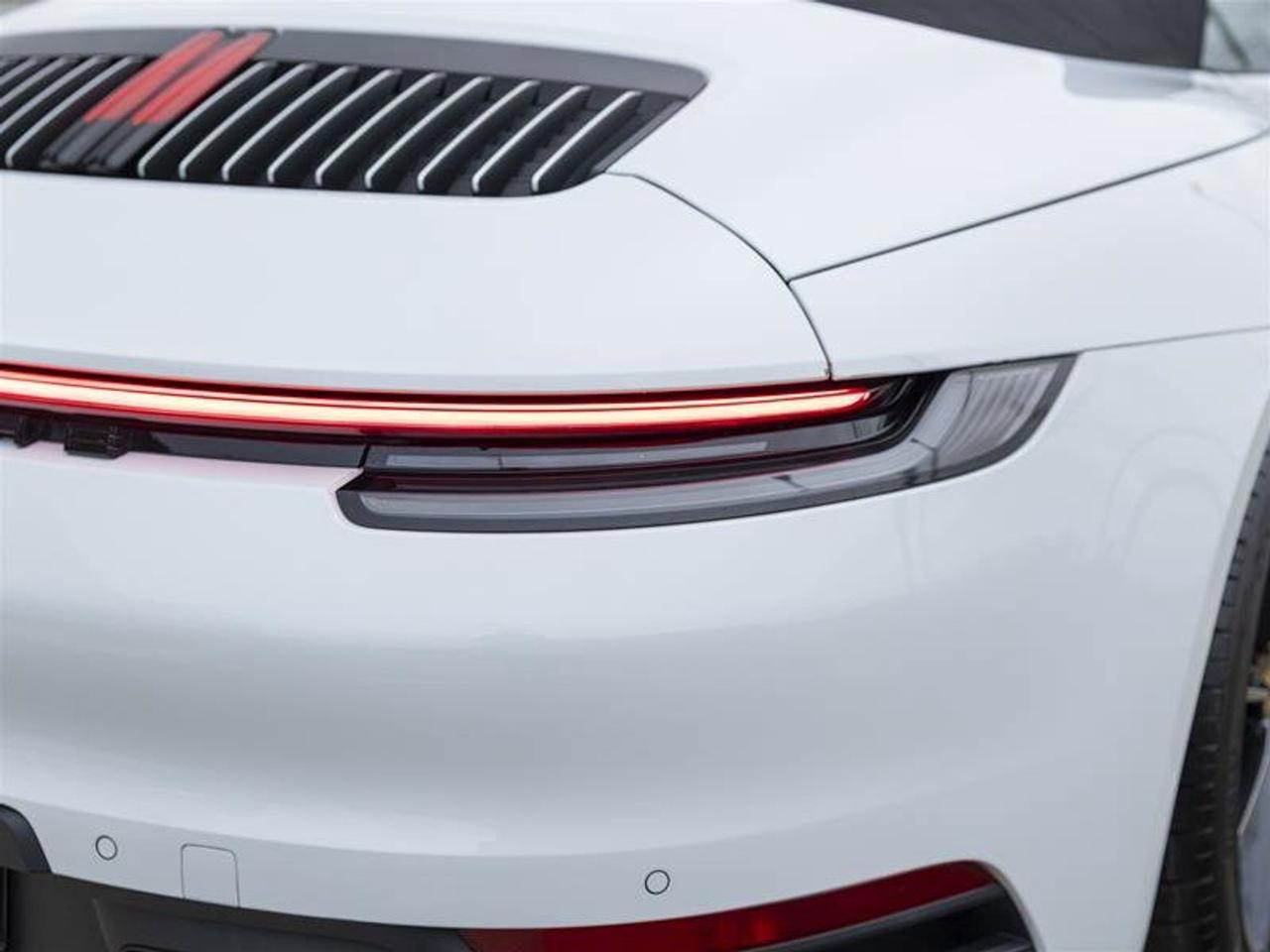 2020 Porsche 911 Carrera 4S White Photo