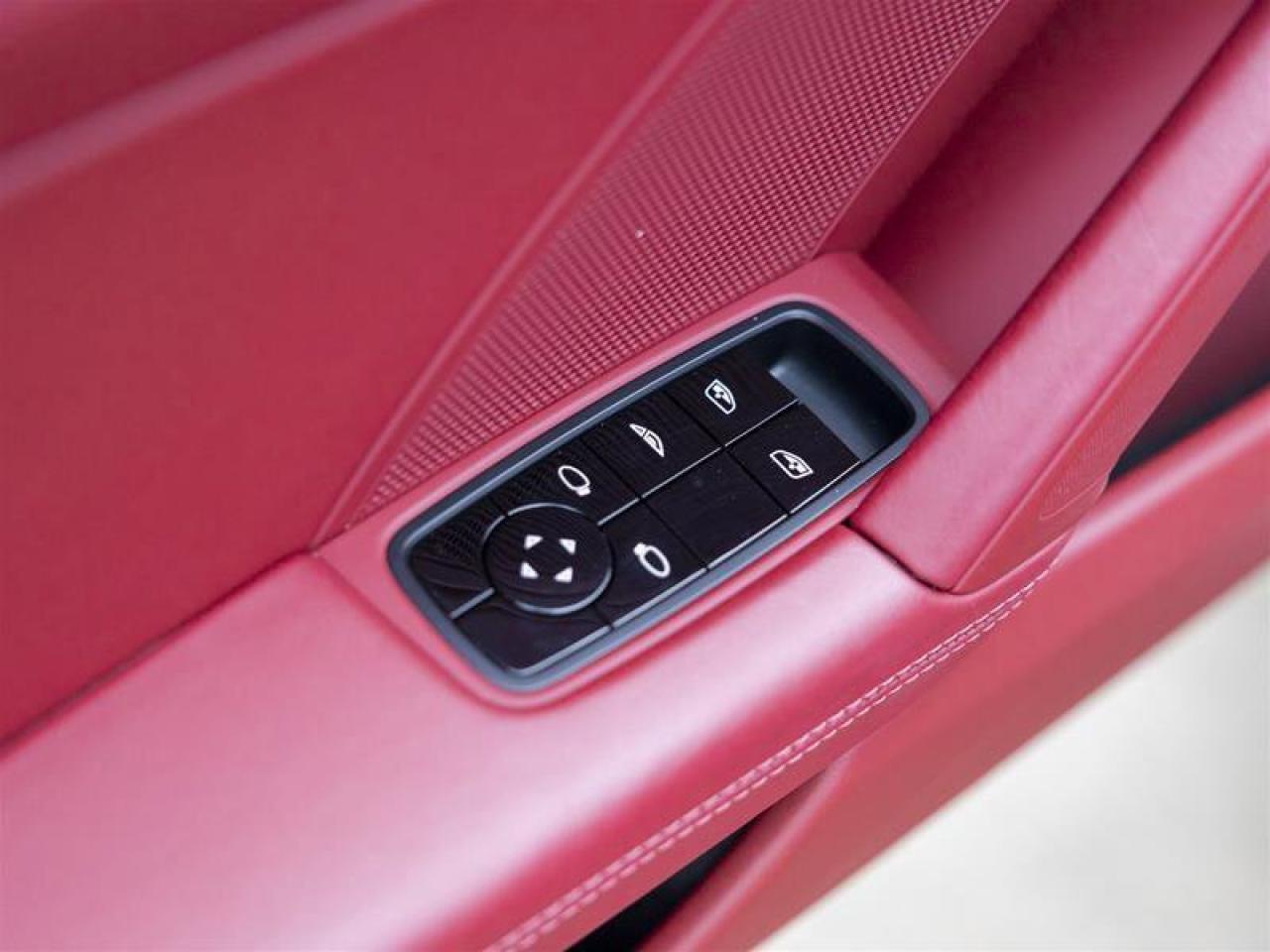 2020 Porsche 911 Carrera 4S White Photo