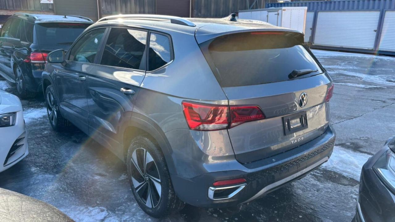 2023 Volkswagen Taos 4MOTION/NAVI/Leather/Sunroof/Remote Start/Clean Ca Photo