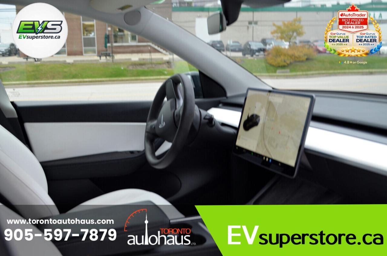 2023 Tesla Model Y LR AWD White Interior I EVSUPERSTORE.CA Photo