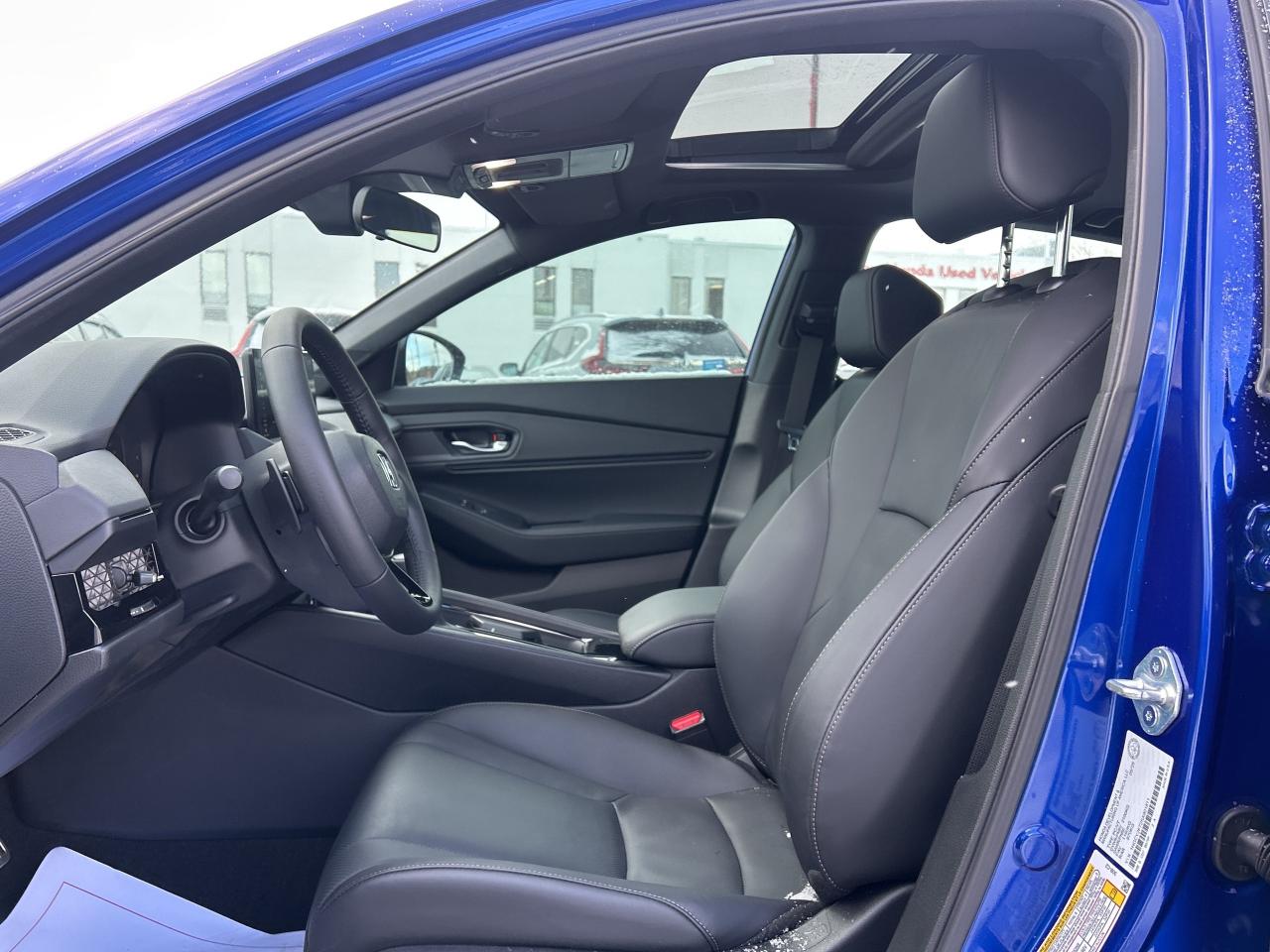 2025 Honda Accord Hybrid Sport-L Leather CarPlay Sunroof Heated Seats Photo