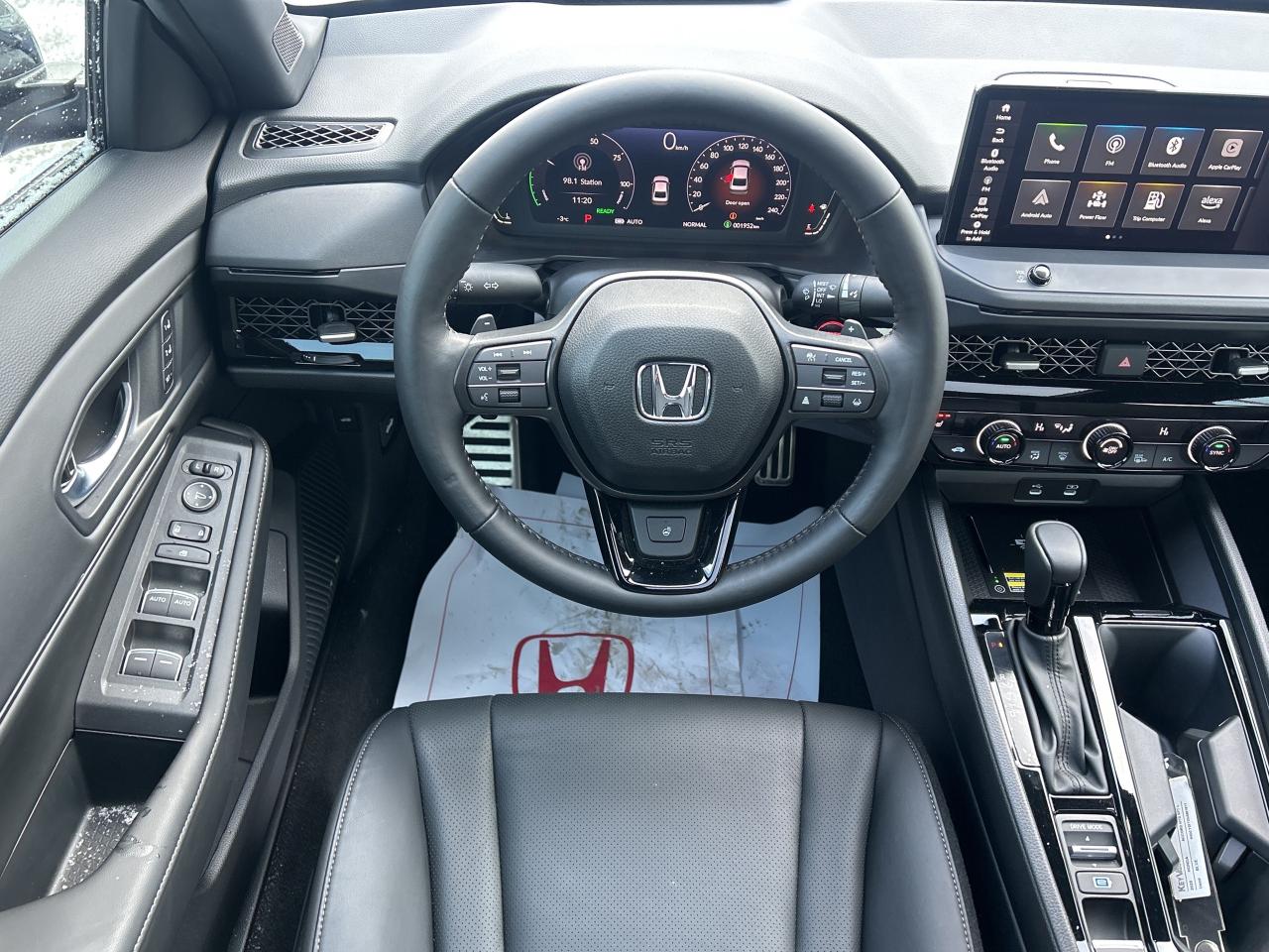 2025 Honda Accord Hybrid Sport-L Leather CarPlay Sunroof Heated Seats Photo