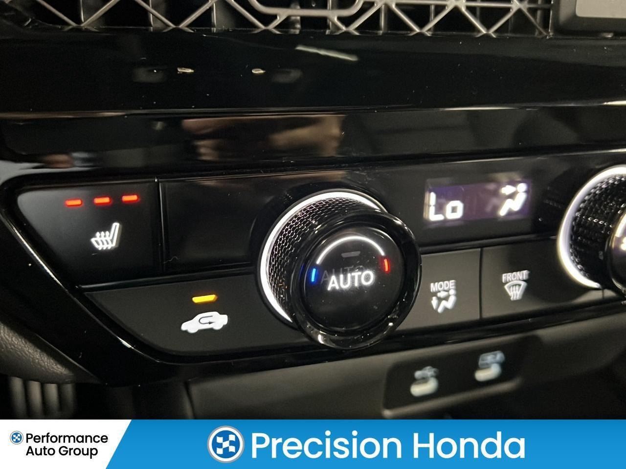 2025 Honda Accord Hybrid Sport-L Leather CarPlay Sunroof Heated Seats Photo
