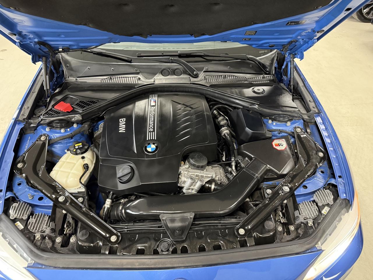 2016 BMW 2 Series 2dr Conv M235i xDrive AWD**NO ACCIDENTS**MINT COND Photo