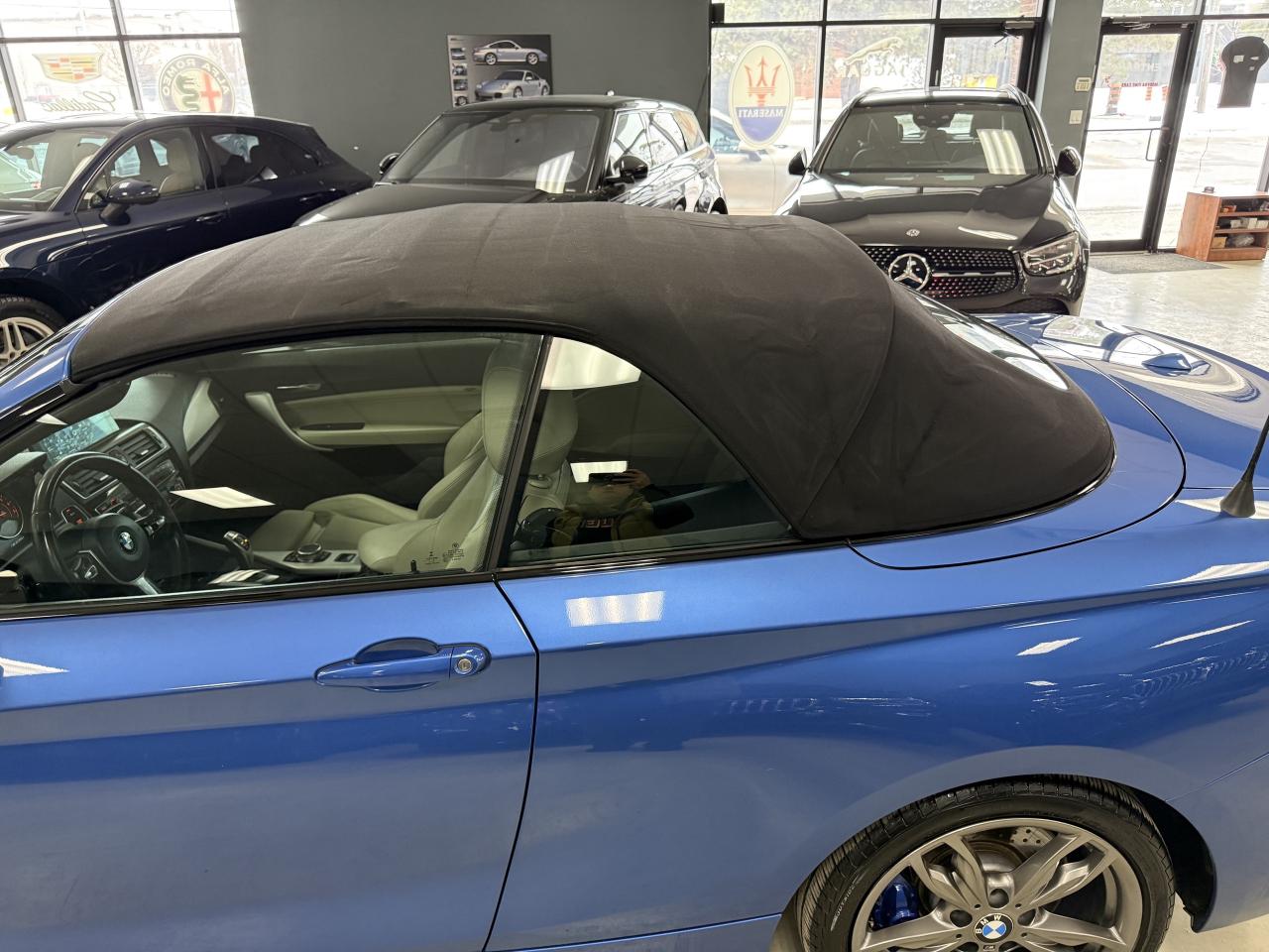 2016 BMW 2 Series 2dr Conv M235i xDrive AWD**NO ACCIDENTS**MINT COND Photo