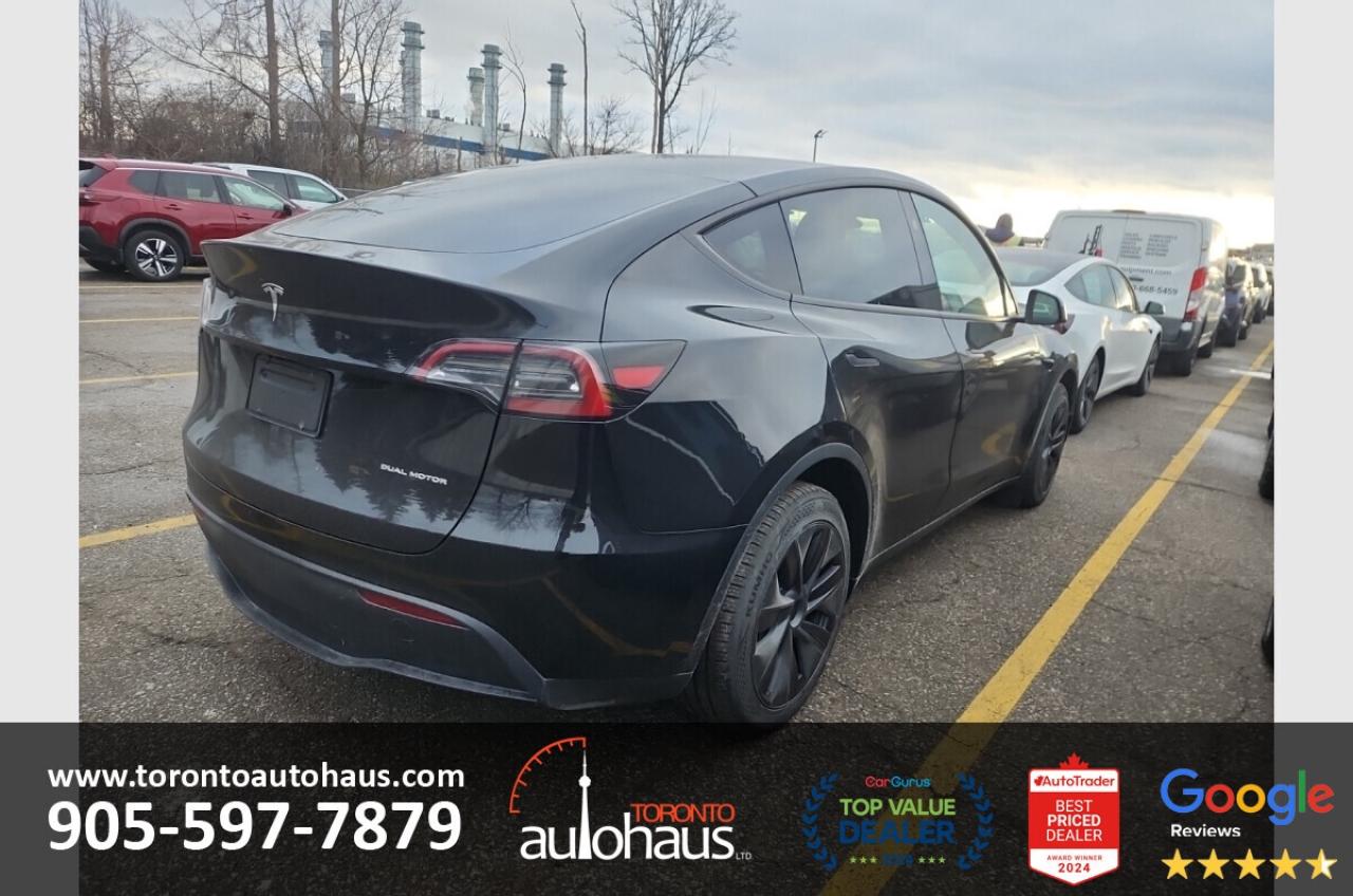 2024 Tesla Model Y LR AWD White Interior I EVSUPERSTORE.CA Photo