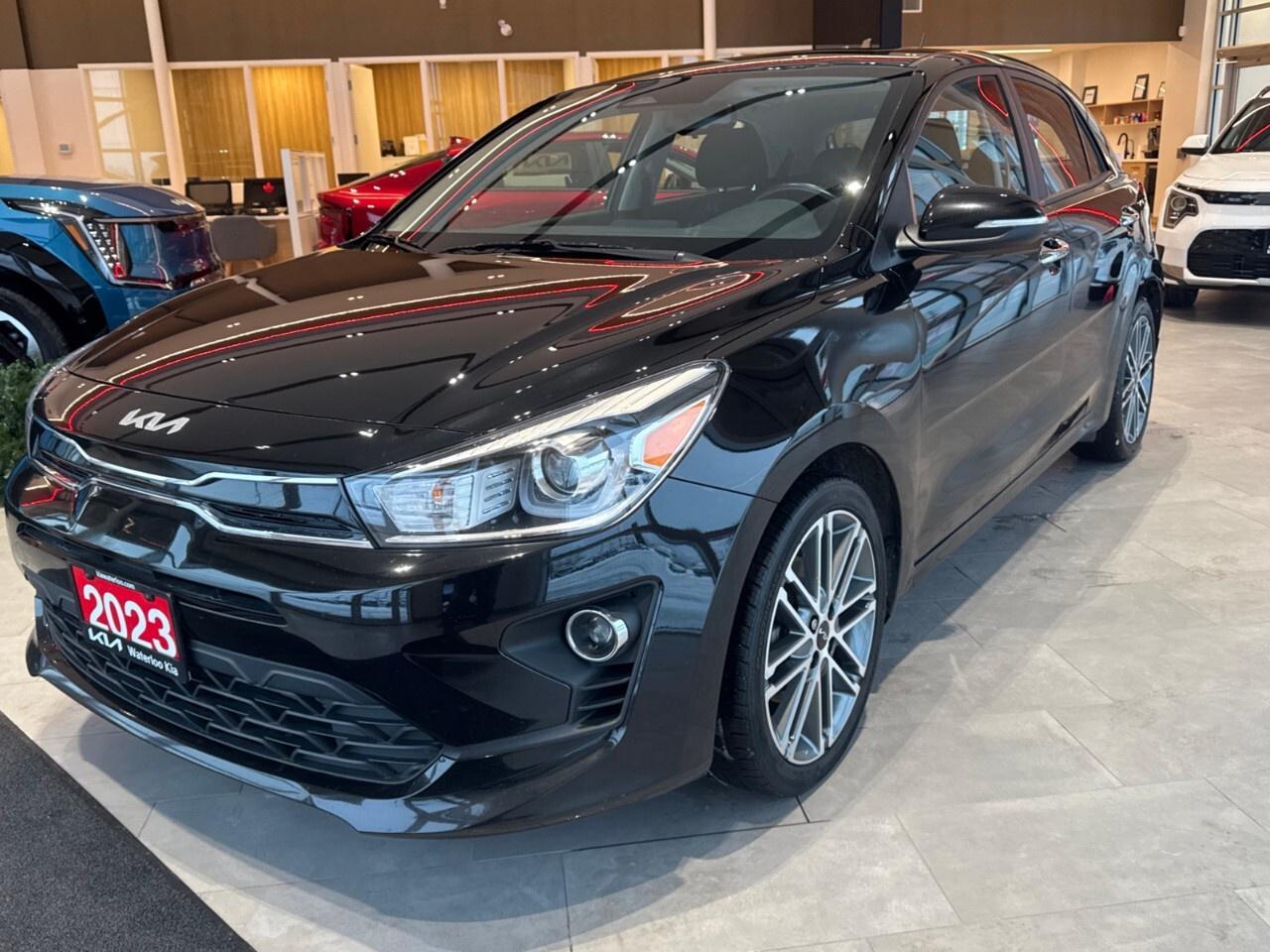 2023 Kia Rio 5-door EX Premium IVT Photo0