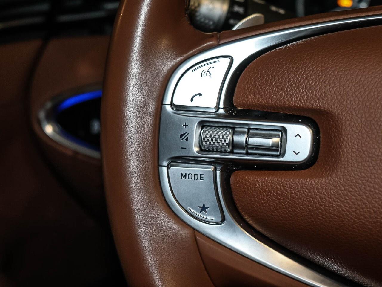 2024 Genesis GV70 2.5T Advanced AWD Photo