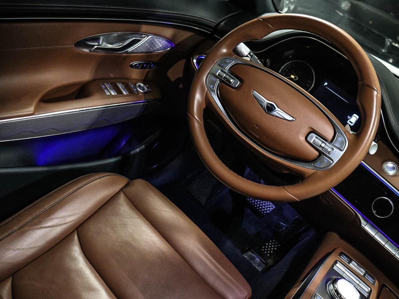 2024 Genesis GV70 2.5T Advanced AWD Photo