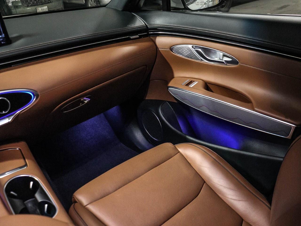 2024 Genesis GV70 2.5T Advanced AWD Photo