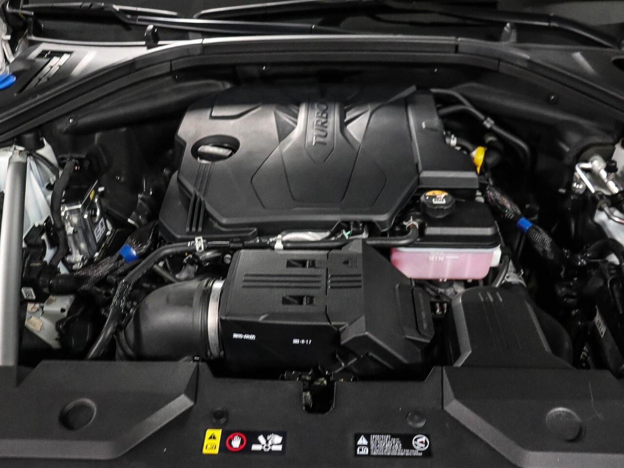 2024 Genesis GV70 2.5T Advanced AWD Photo