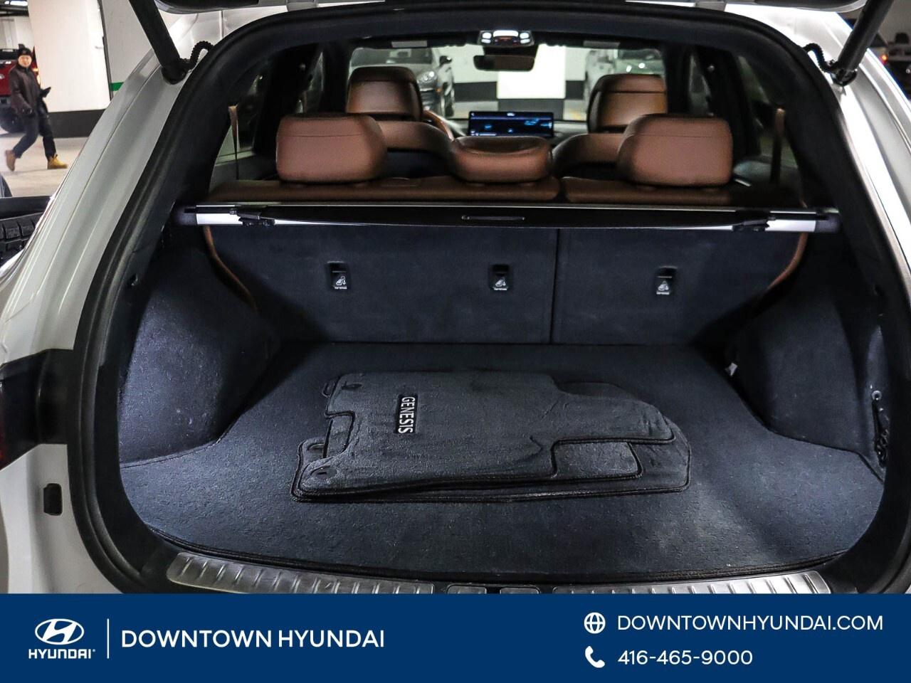 2024 Genesis GV70 2.5T Advanced AWD Photo