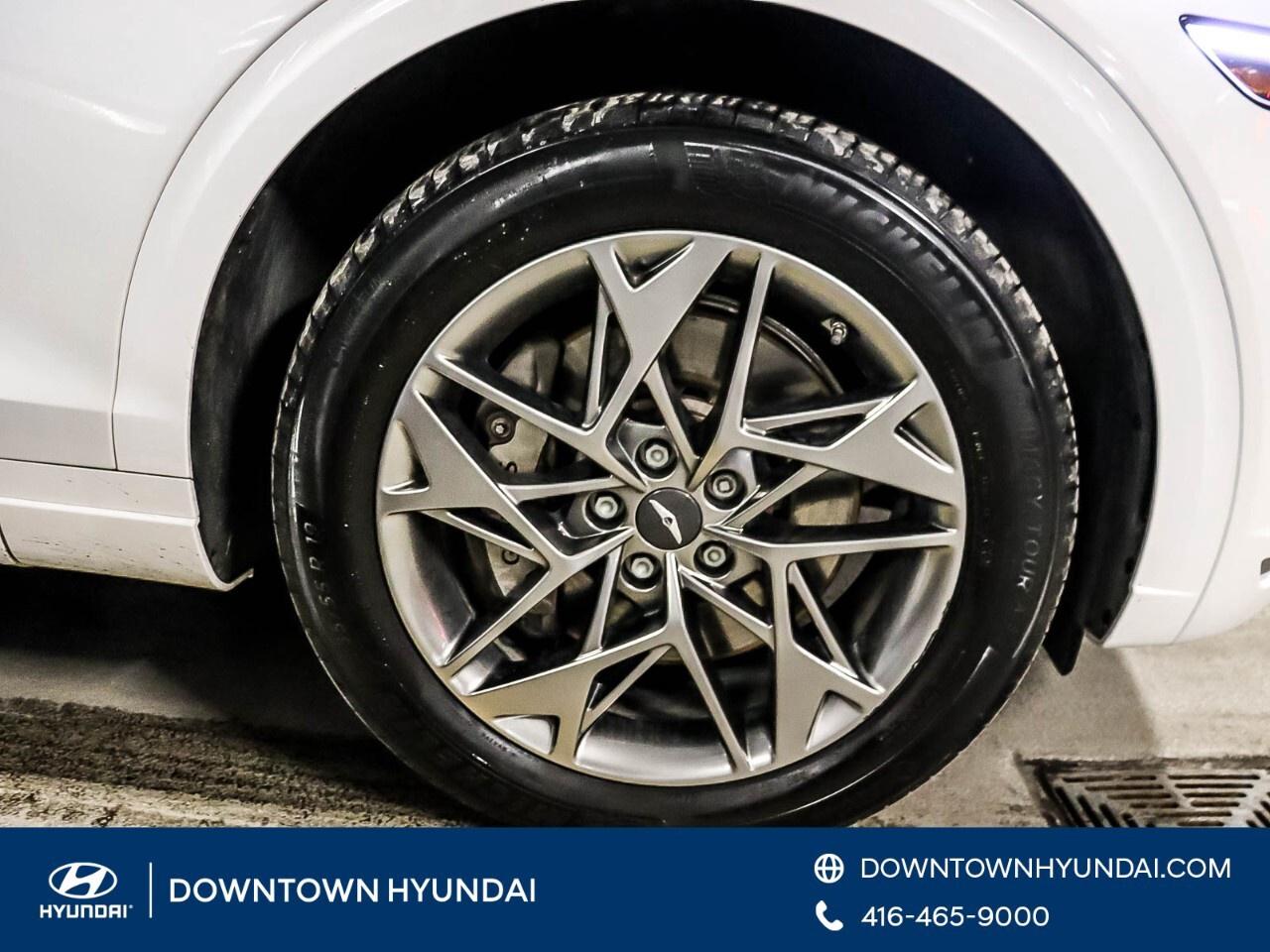 2024 Genesis GV70 2.5T Advanced AWD Photo