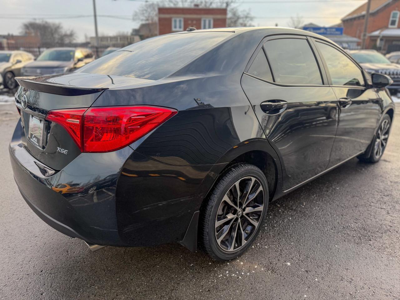 2018 Toyota Corolla XSE/NO ACCIDENTS/LOW KM/NAVI/ACC/CAMERA/ROOF/1.8L Photo4