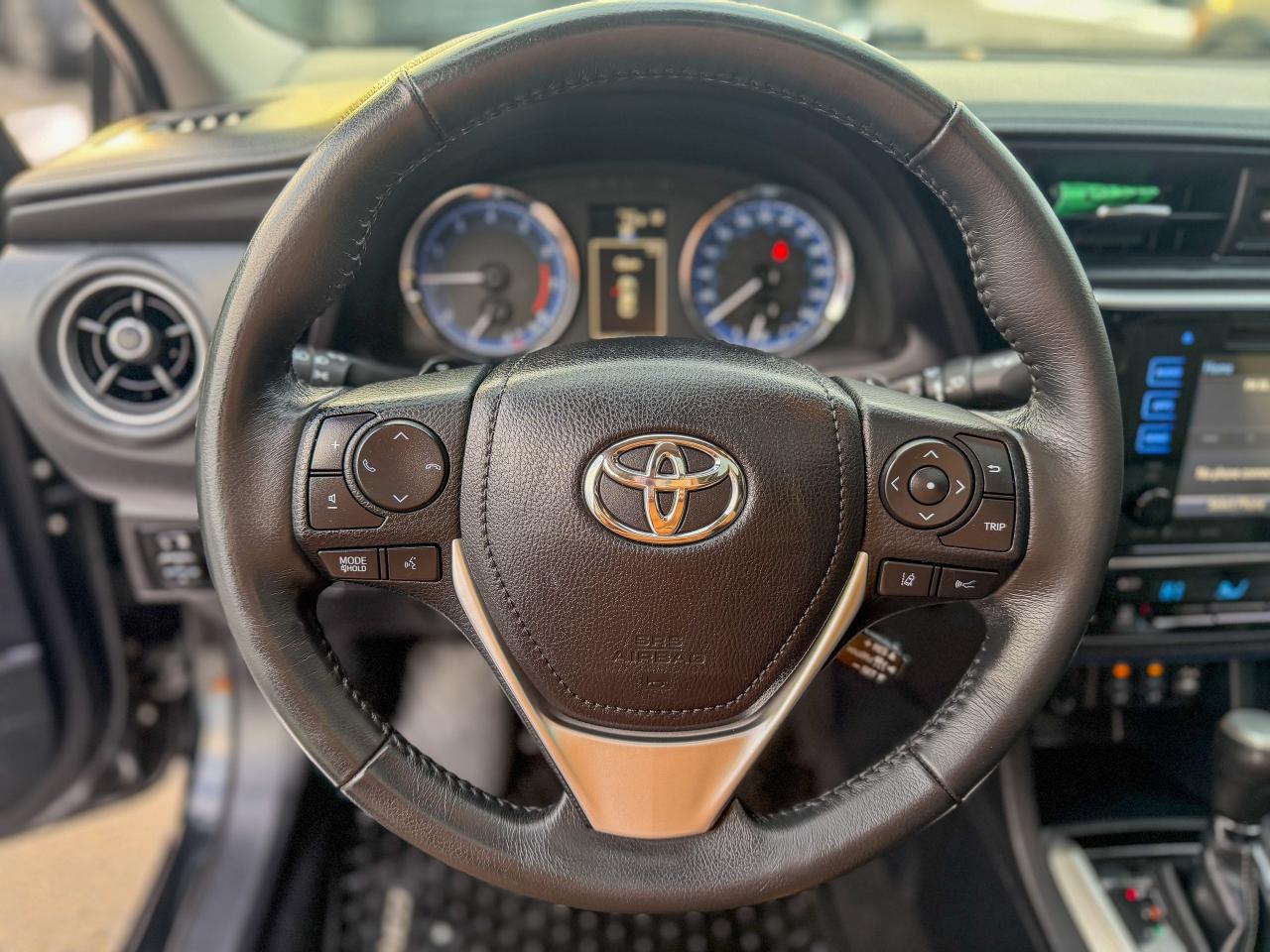 2018 Toyota Corolla XSE/NO ACCIDENTS/LOW KM/NAVI/ACC/CAMERA/ROOF/1.8L Photo