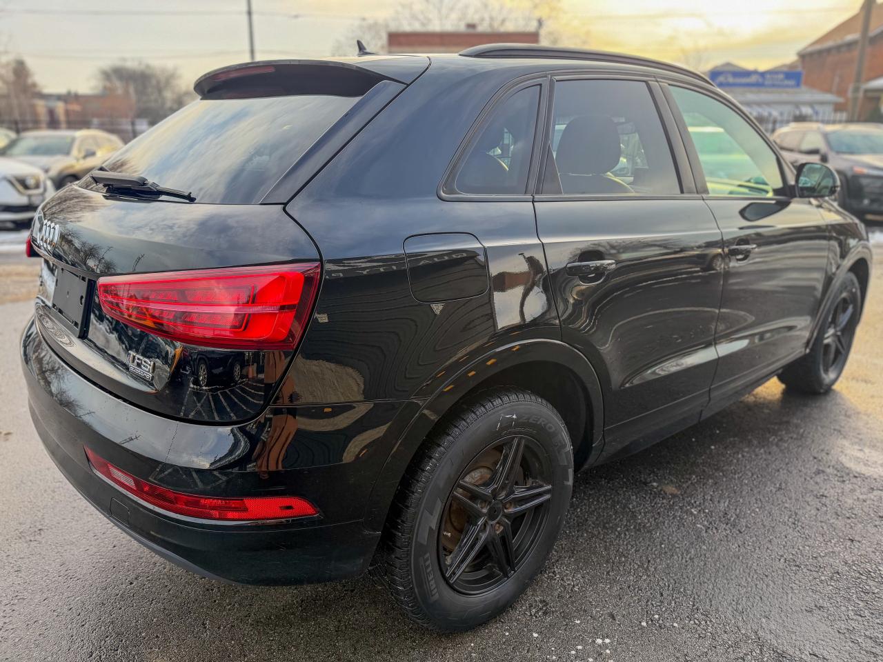 2017 Audi Q3 Komfort/QUATTRO/LOW KM/PANO/NO ACCIDENTS/2.0L Photo4