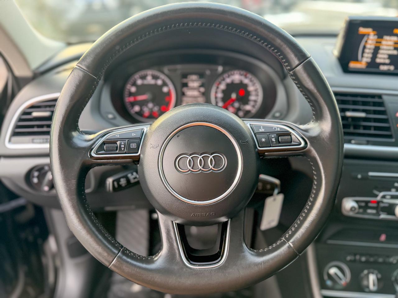 2017 Audi Q3 Komfort/QUATTRO/LOW KM/PANO/NO ACCIDENTS/2.0L Photo