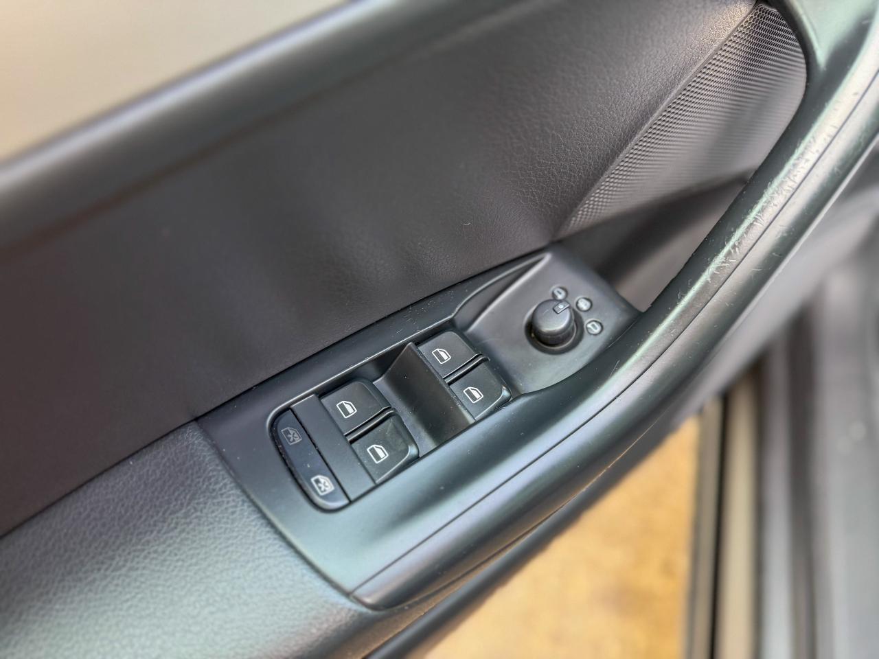 2017 Audi Q3 Komfort/QUATTRO/LOW KM/PANO/NO ACCIDENTS/2.0L Photo