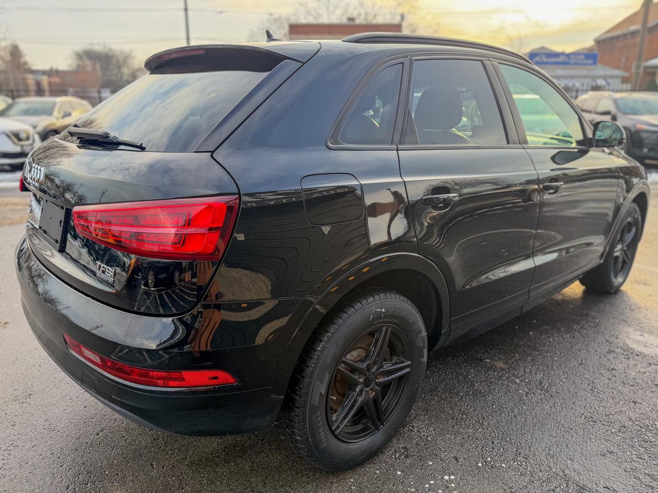 2017 Audi Q3 Komfort/QUATTRO/LOW KM/PANO/NO ACCIDENTS/2.0L Photo4