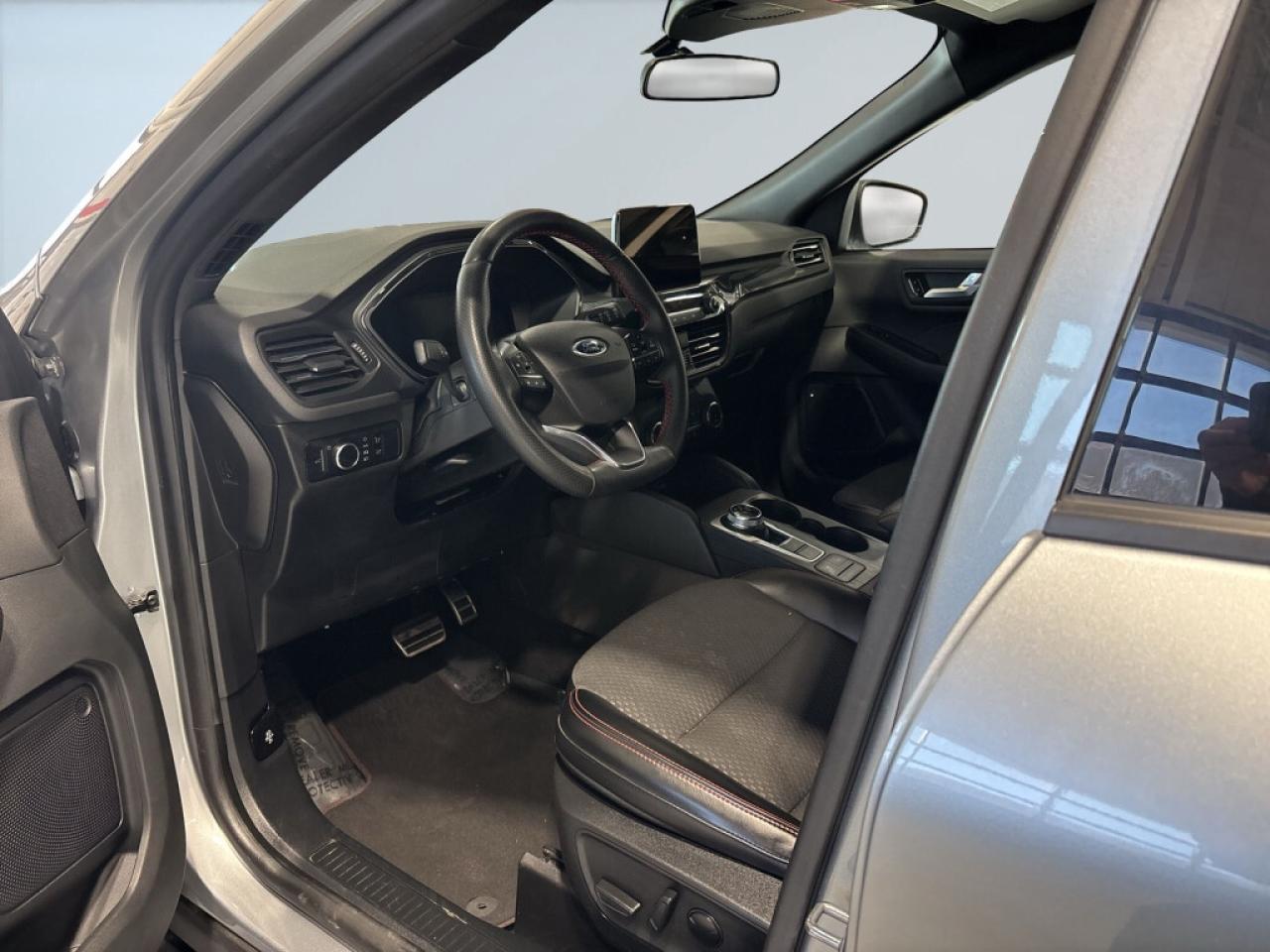 2023 Ford Escape ST-Line AWD/Leather/NAVI/Drive Assist/Remote Start Photo