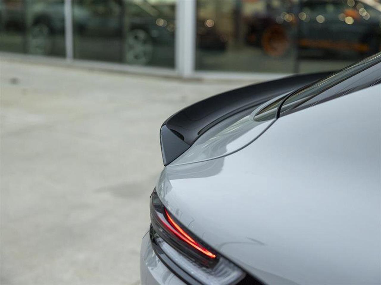 2025 Porsche Cayenne Turbo GT Photo
