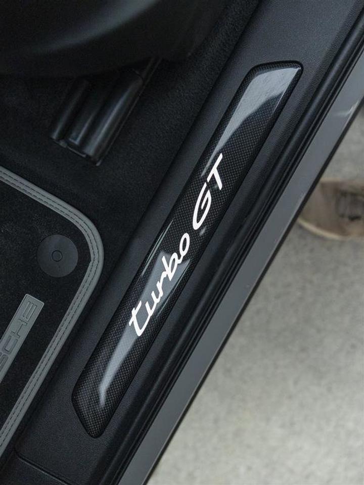 2025 Porsche Cayenne Turbo GT Photo