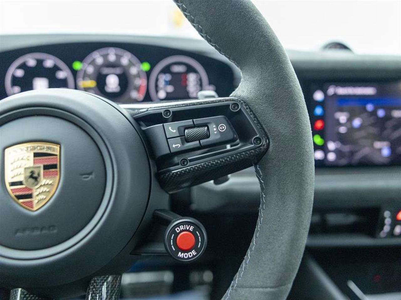 2025 Porsche Cayenne Turbo GT Photo