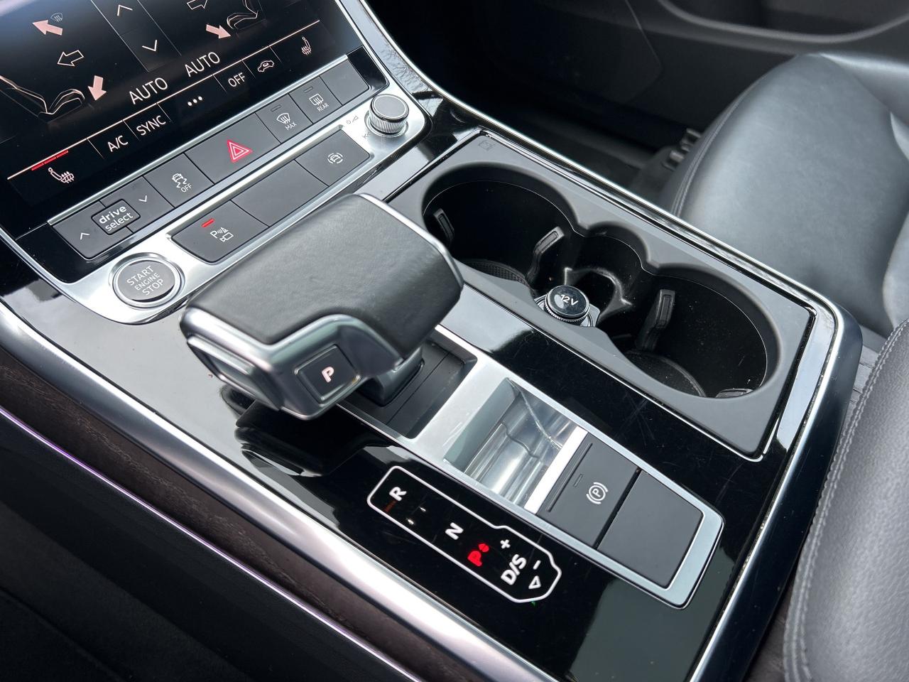 2024 Audi Q7 7 PASS,VIRTUAL COCKPIT,PANO,CARPLAY,AMBIENT LIGHTS Photo