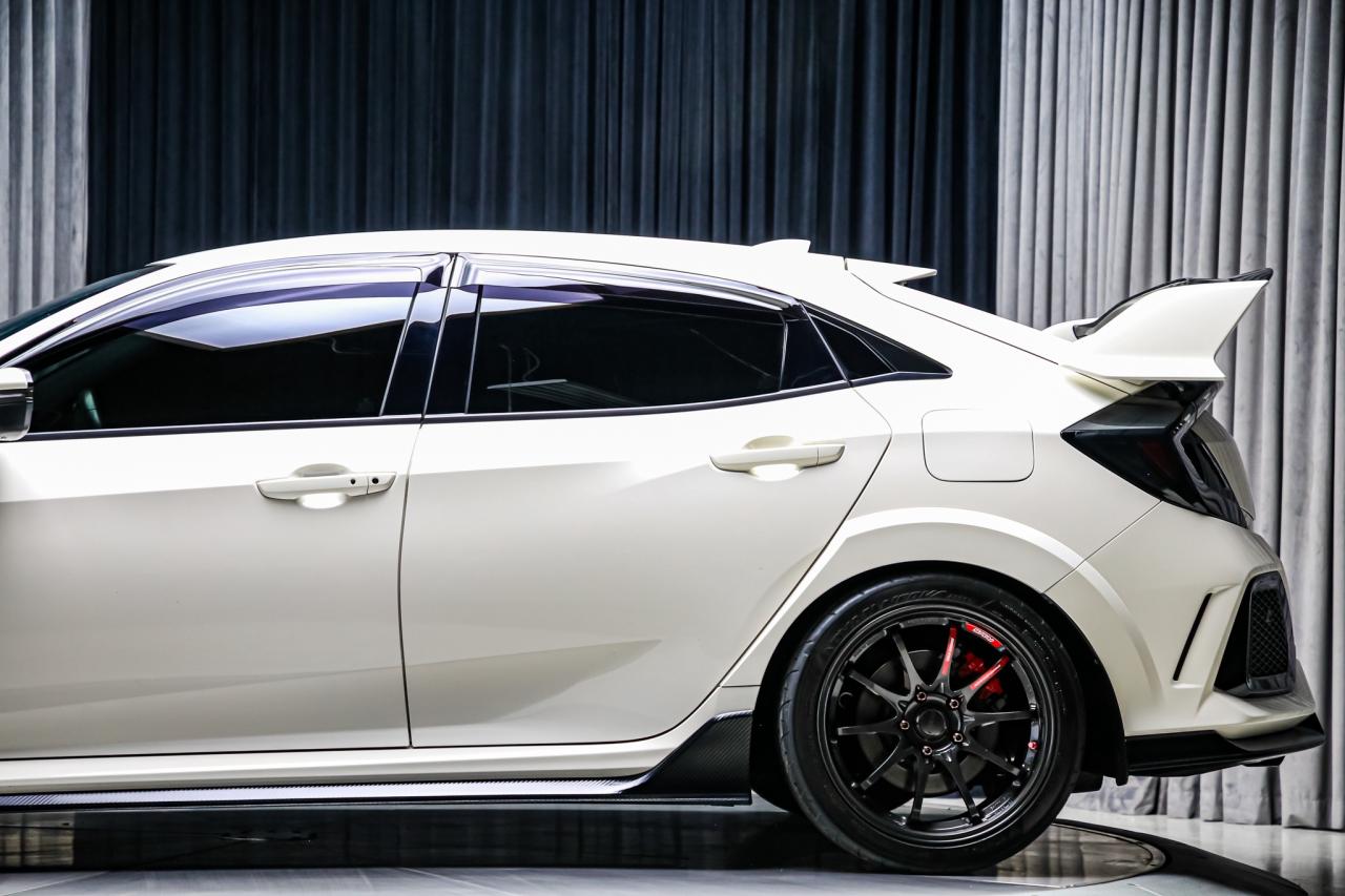2019 Honda Civic Type R 450HP MANUAL  UPGRADED.TURBO VOLK.WHEEL NOACCIDENT Photo
