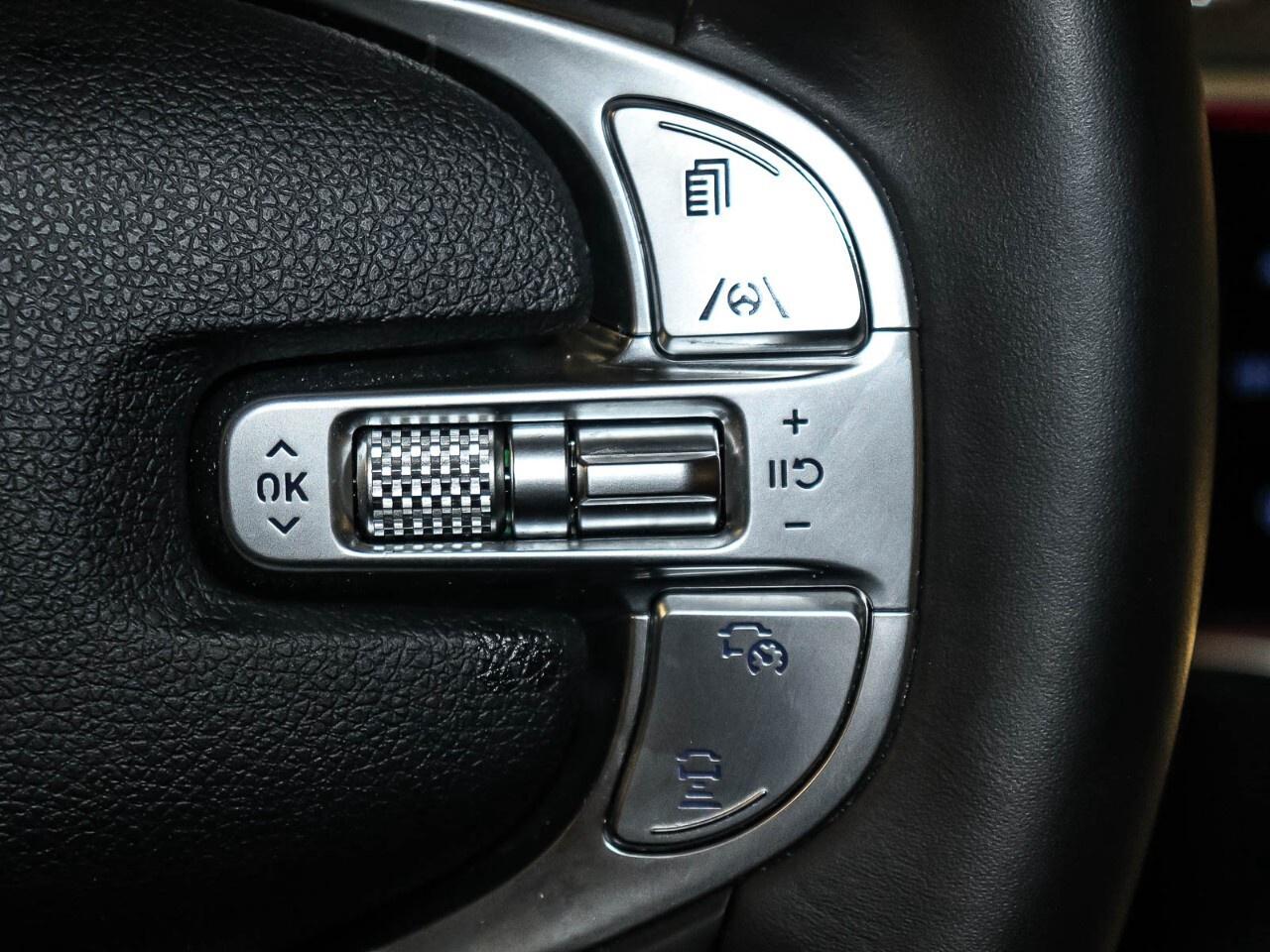 2025 Genesis GV70 2.5T Advanced Plus AWD Photo