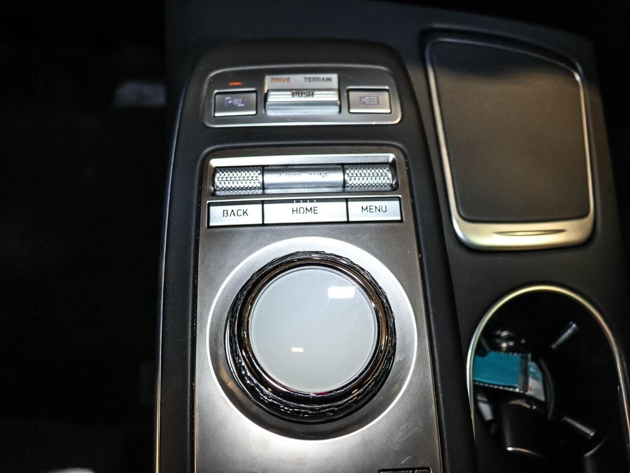 2025 Genesis GV70 2.5T Advanced Plus AWD Photo