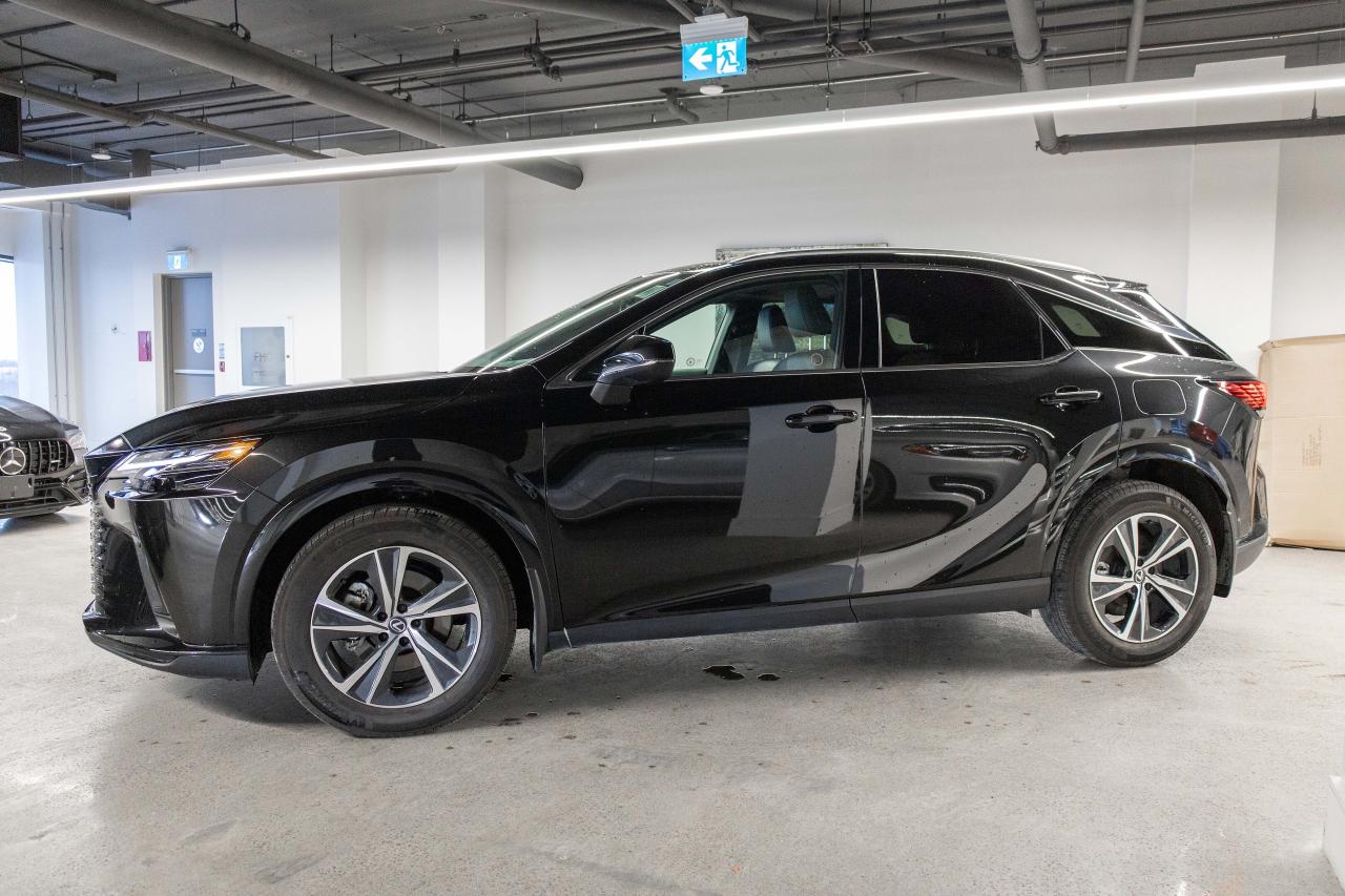2024 Lexus RX 350 Premium Pkg Safety Certified Welcome Trades Photo2