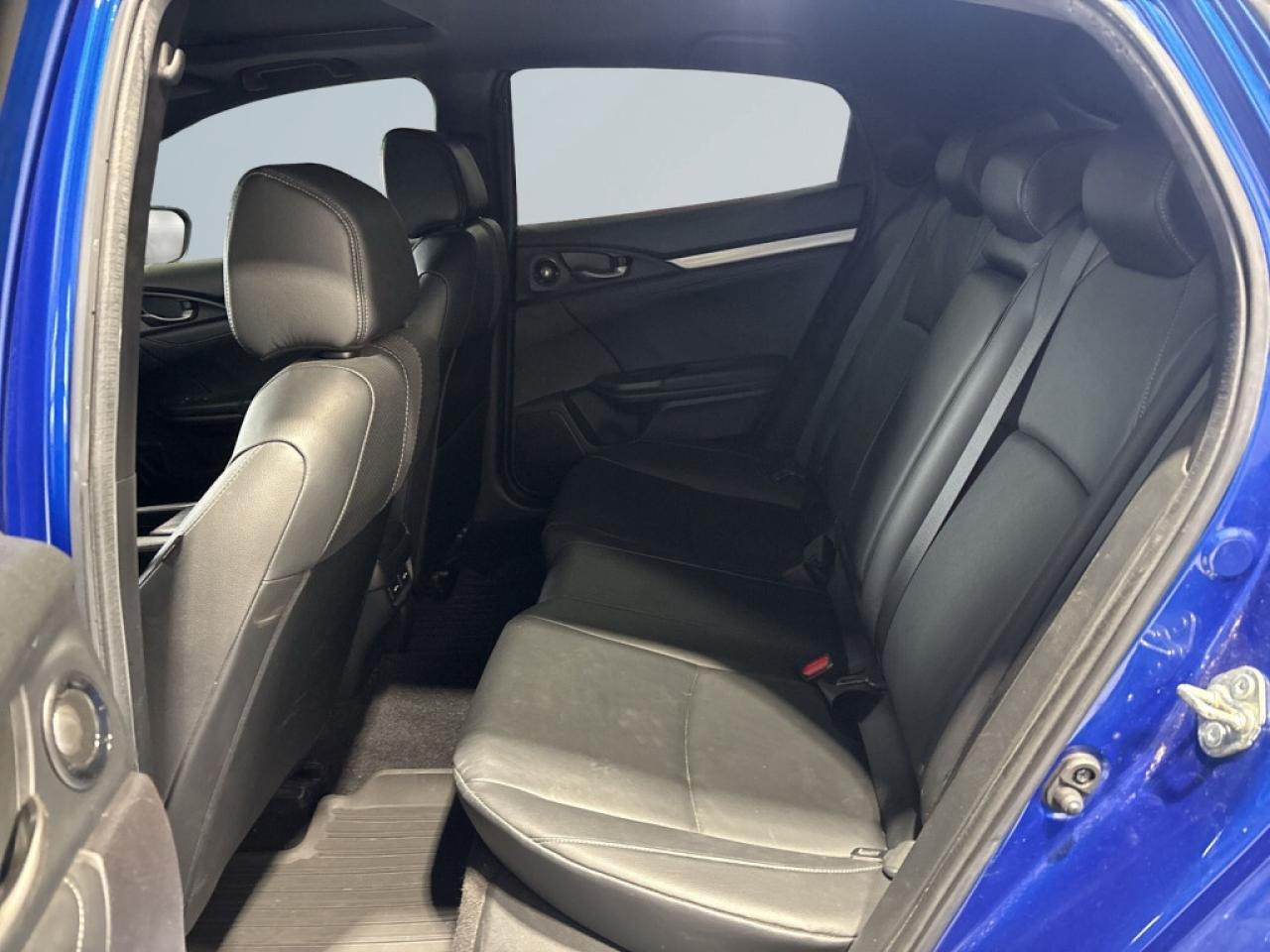 2021 Honda Civic Hatchback Sport Touring Manual/NAVI/Leather/Sunroof/Blind Sp Photo