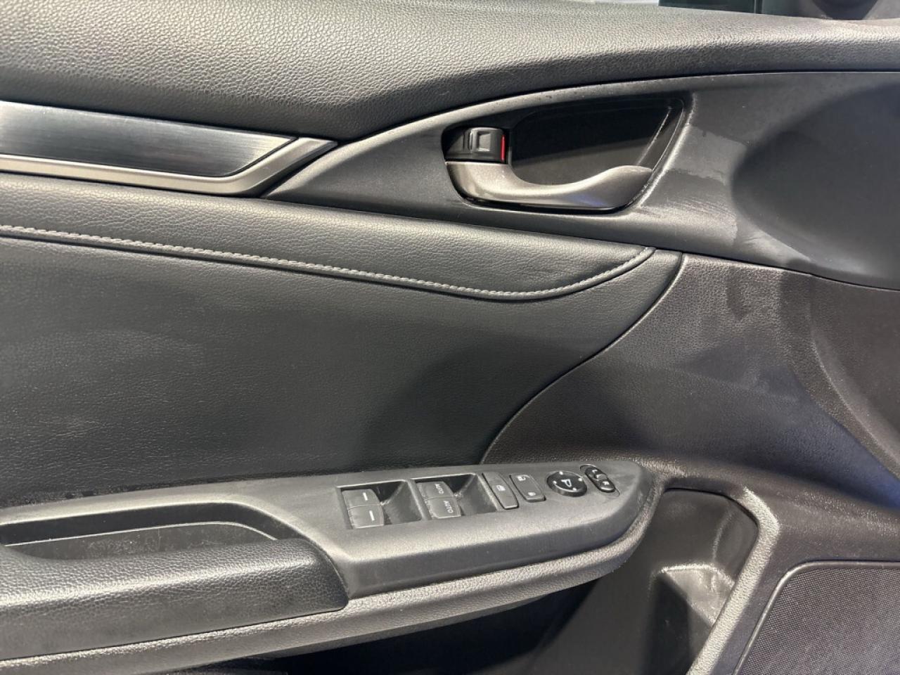 2021 Honda Civic Hatchback Sport Touring Manual/NAVI/Leather/Sunroof/Blind Sp Photo