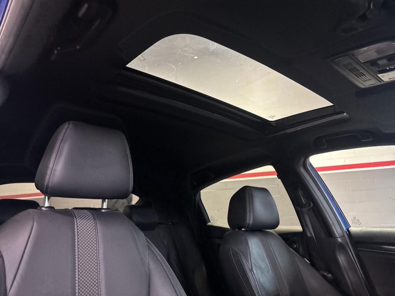 2021 Honda Civic Hatchback Sport Touring Manual/NAVI/Leather/Sunroof/Blind Sp Photo