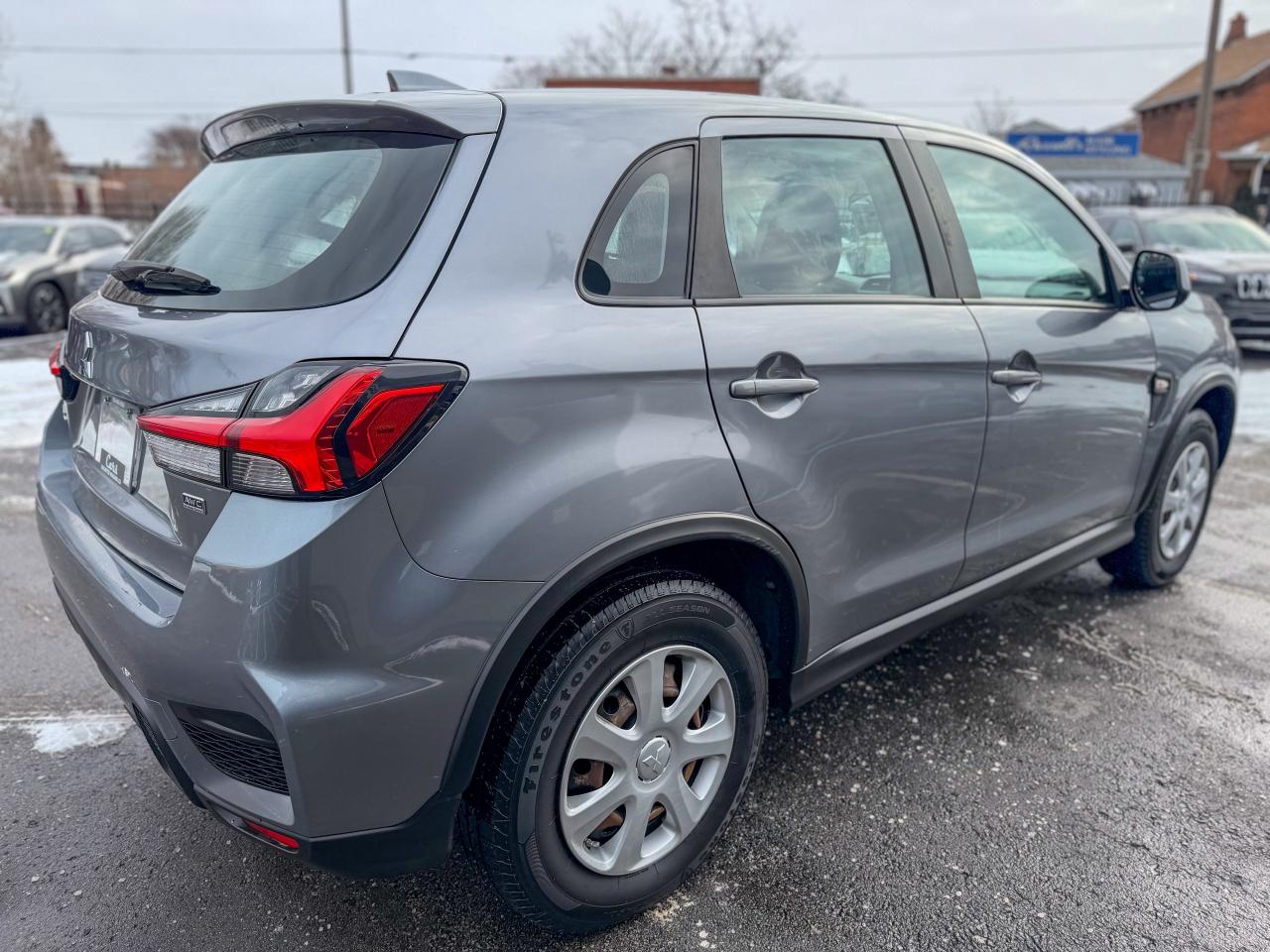 2021 Mitsubishi RVR ES   AWD   LOW KM   NO ACCIDENTS   HEATED SEATS Photo