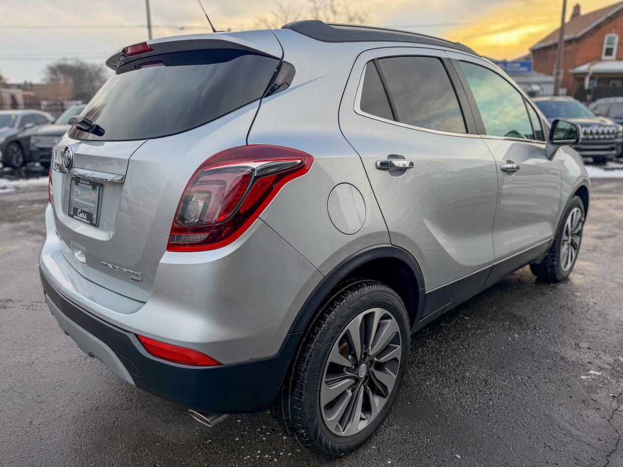 2017 Buick Encore Essence/AWD/LOW KM/BSM/REMOTE/NAVI/CAMERA/LEATHER Photo4