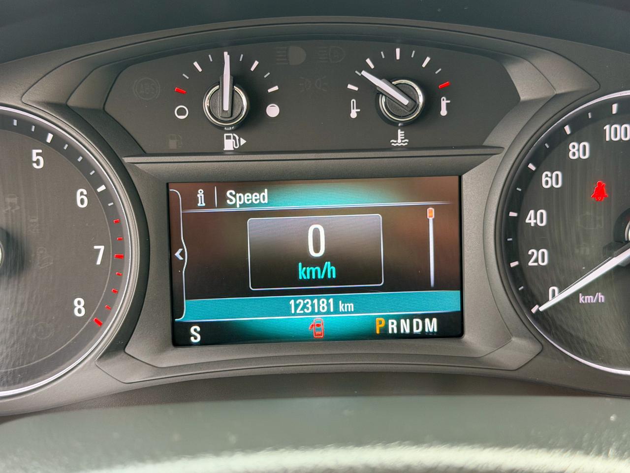 2017 Buick Encore Essence/AWD/LOW KM/BSM/REMOTE/NAVI/CAMERA/LEATHER Photo