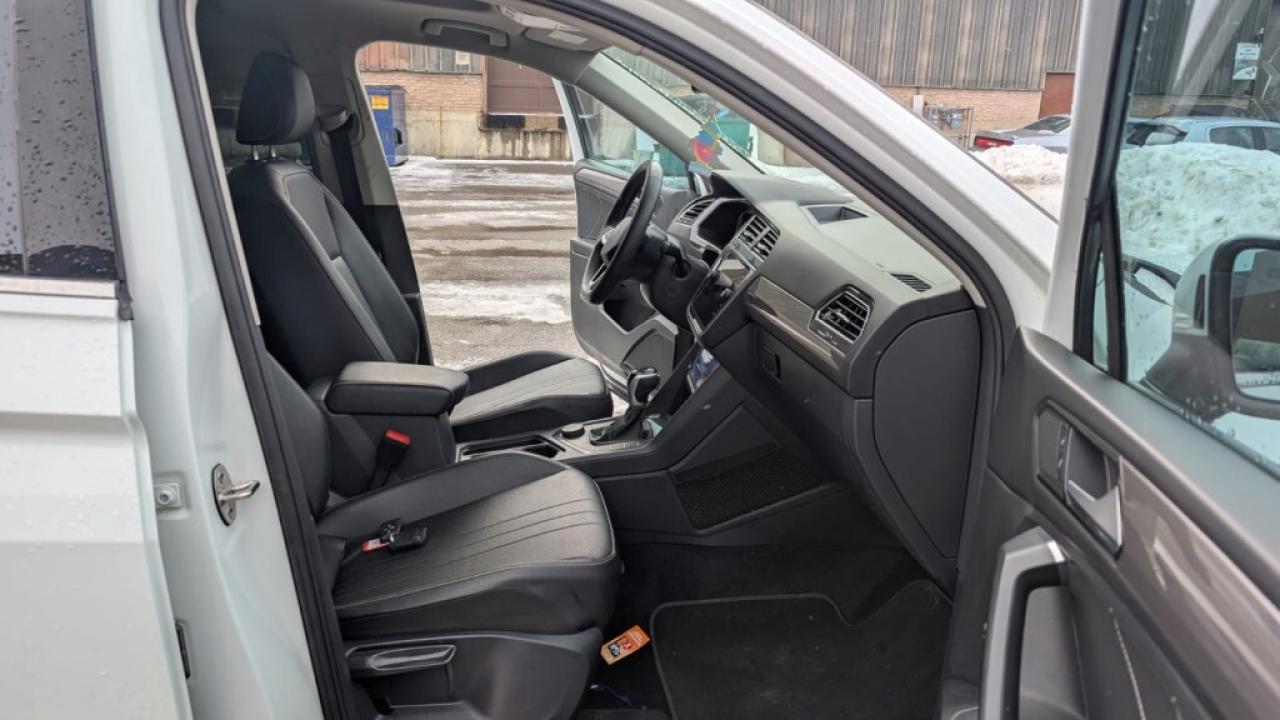 2022 Volkswagen Tiguan R Line 4MOTION/Leather/Sunroof/NAVI/Remote Start/C Photo