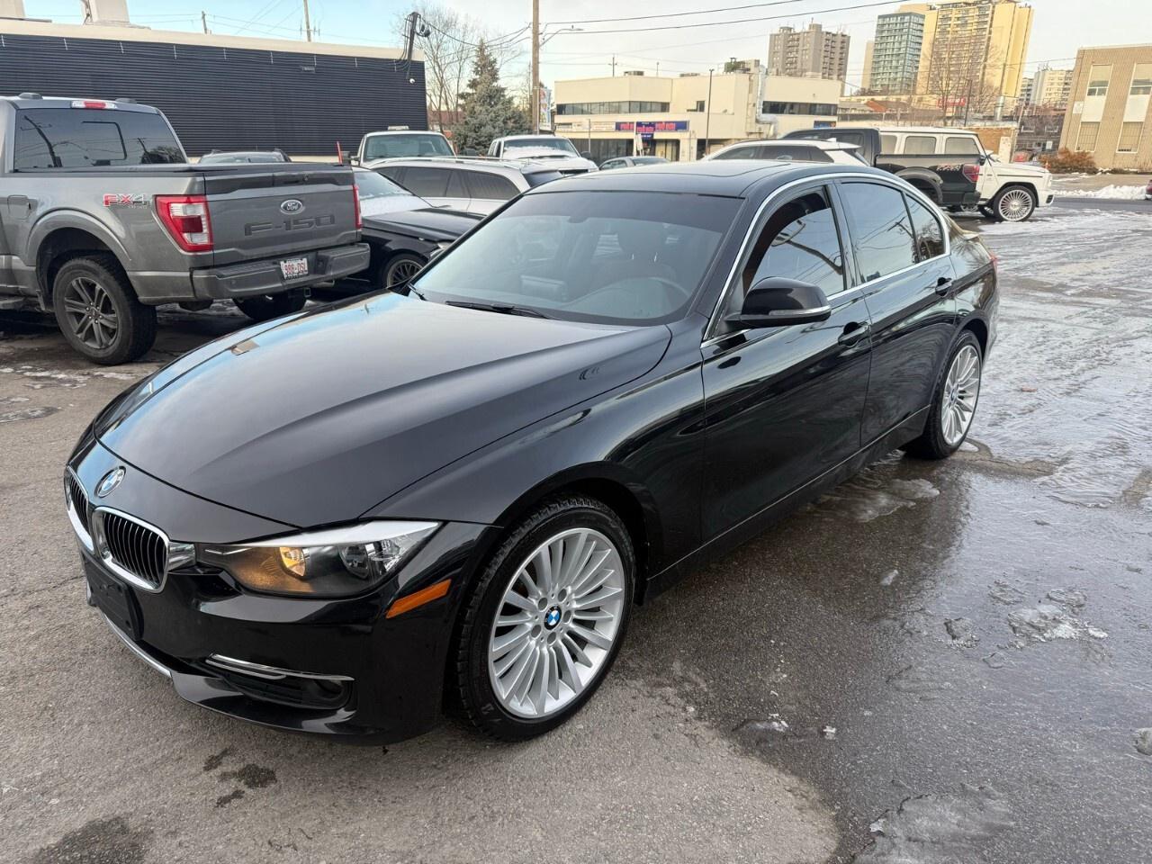 2015 BMW 3 Series 4dr Sdn 320i xDrive AWD 2015 BMW 320 X Dr. low kil Photo