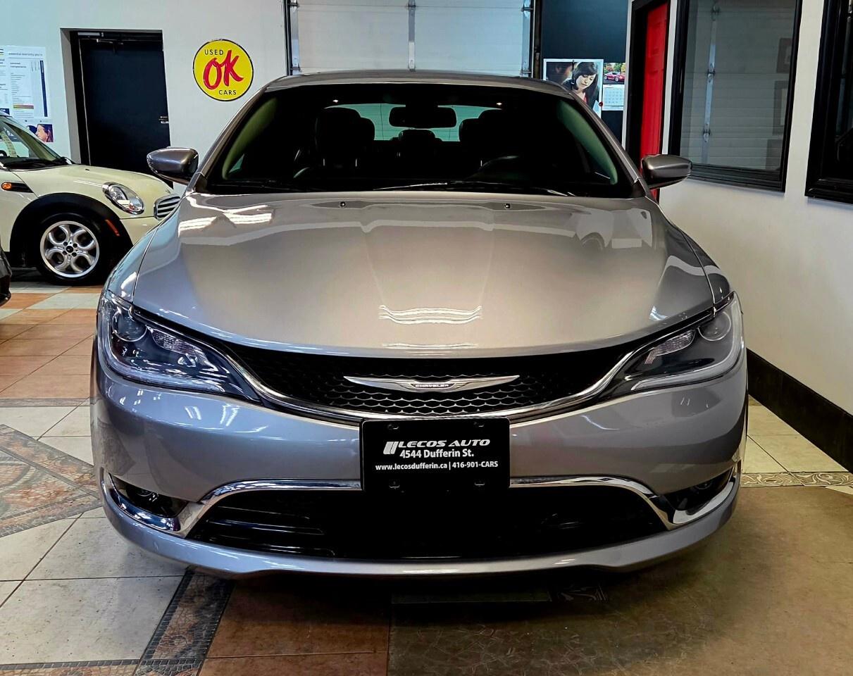 2016 Chrysler 200 4dr Sdn C FWD Leather Loaded/Backup Camera/Sunroof Photo
