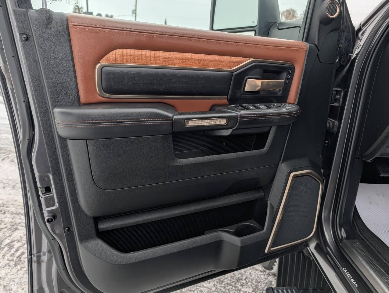 2024 RAM 2500 Limited Longhorn ONE OWNER Photo