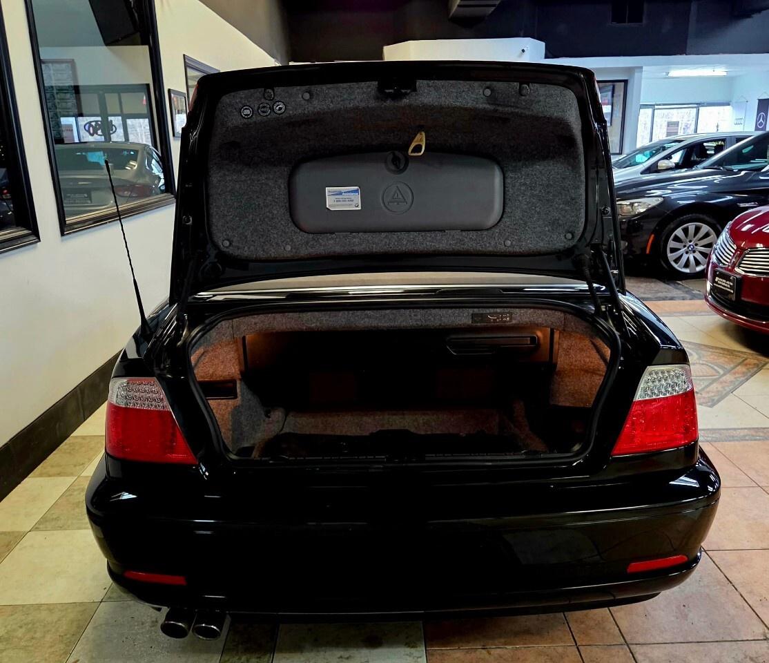 2004 BMW 3 Series 2dr Cabriolet 330Ci Low KMs/Convertible/Excellent Photo