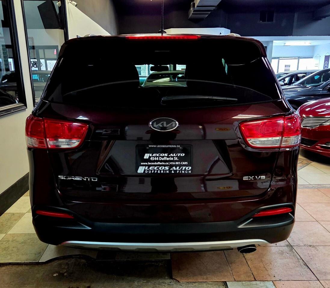 2016 Kia Sorento AWD 4dr 3.3L EX 7-Seater Great Services/All Wheel Photo